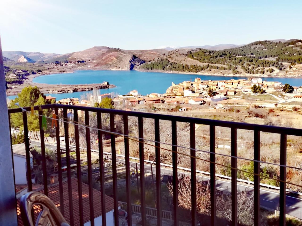Apartamentos Rurales La Posada De Donato Nuévalos Extérieur photo